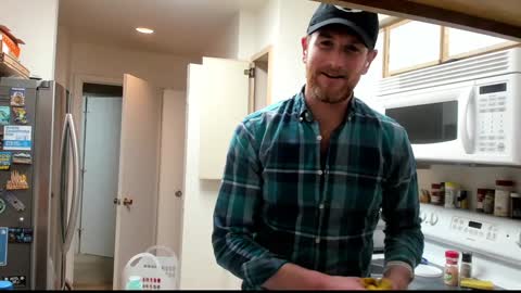 Snapshot of liam_1985 chatting on December 2024 02:23:02 AM Liam online show from December 2024 02:23:02 AM