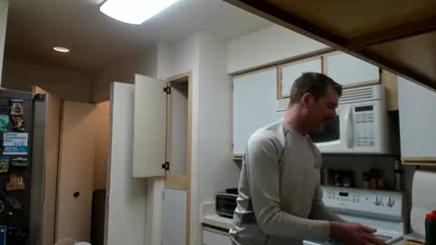 Snapshot of liam_1985 chatting on January 2025 01:51:02 AM Liam online show from January 2025 01:51:02 AM