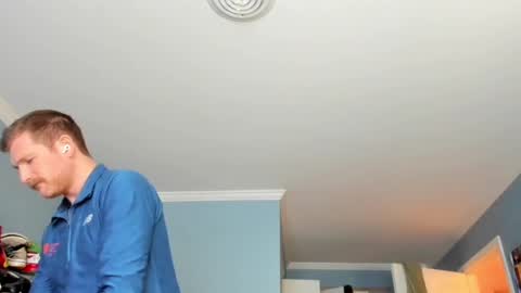 Snapshot of liam_1985 chatting on January 2025 09:36:01 PM Liam online show from January 2025 09:36:01 PM