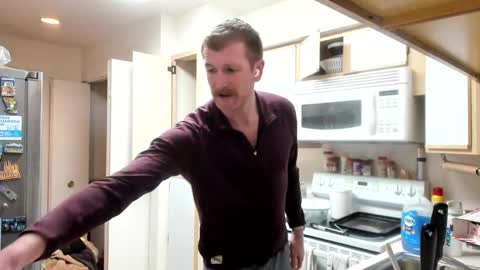 Snapshot of liam_1985 chatting on February 2025 02:07:01 AM Liam online show from February 2025 02:07:01 AM