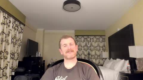 Snapshot of liam_1985 chatting on February 2025 12:38:02 AM Liam online show from February 2025 12:38:02 AM