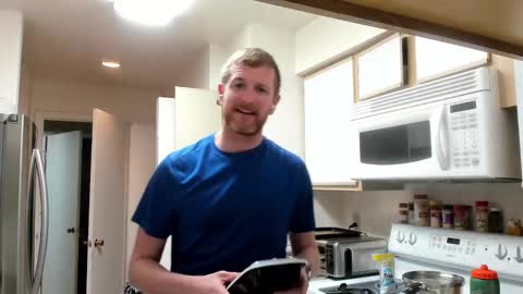 Snapshot of liam_1985 chatting on March 2025 01:58:02 AM Liam online show from March 2025 01:58:02 AM