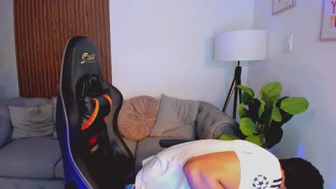 Liam Collins online show from September 2025 11:48:01 AM