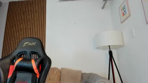 Liam Collins online show from October 2025 11:42:01 AM