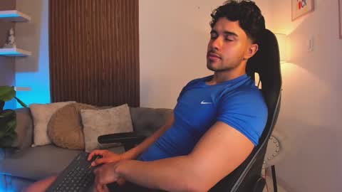 Liam Collins online show from March 2026 12:02:02 PM