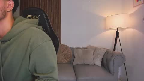 Liam Collins online show from March 2026 12:20:02 PM