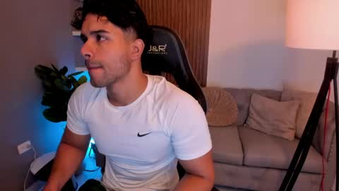Liam Collins online show from May 2026 11:59:02 AM