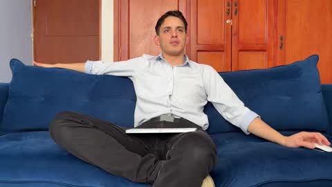 Snapshot of liam_enzho chatting on February 2026 02:37:02 PM Liam online show from February 2026 02:37:02 PM