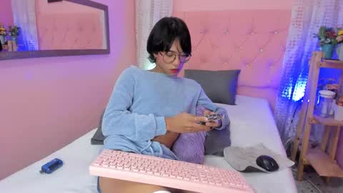 Snapshot of liam_evvan chatting on November 2025 04:02:02 AM Liam online show from November 2025 04:02:02 AM