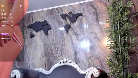 LIAM KLEIN online show from February 2025 02:23:02 PM