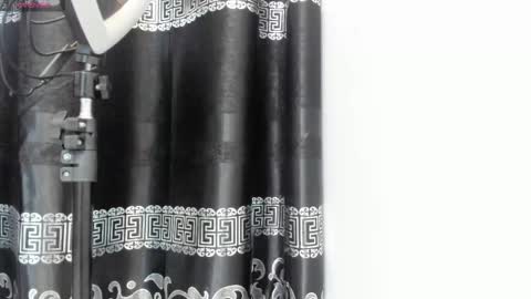 LIAM KLEIN online show from February 2025 11:30:02 AM