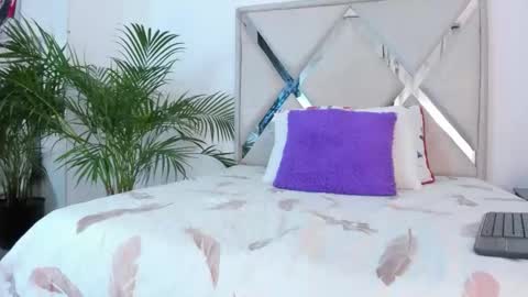 Call me Lian online show from March 2026 01:11:01 PM