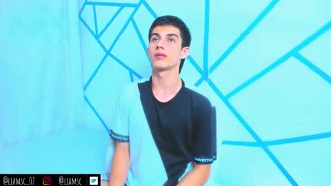 Liam scott77 online show from October 2025 10:52:01 PM