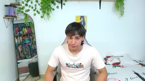 Snapshot of liam_xul chatting on September 2025 07:06:02 PM liamxul online show from September 2025 07:06:02 PM