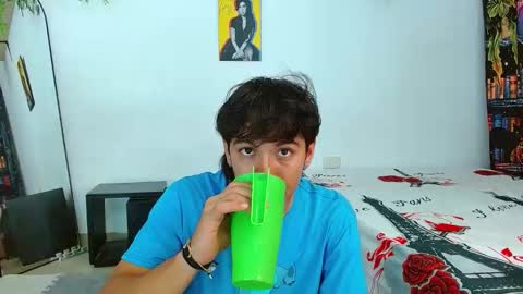 Snapshot of liam_xul chatting on September 2025 06:46:01 PM liamxul online show from September 2025 06:46:01 PM