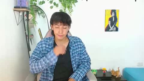 Snapshot of liam_xul chatting on October 2025 08:24:02 PM liamxul online show from October 2025 08:24:02 PM