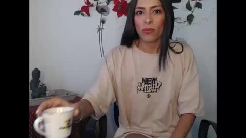 Snapshot of liamiler01_ chatting on December 2024 12:16:02 PM Lia Miller online show from December 2024 12:16:02 PM