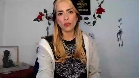 Snapshot of liamiler01_ chatting on December 2024 11:21:02 AM Lia Miller online show from December 2024 11:21:02 AM