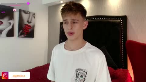 Snapshot of liamwild20 chatting on January 2026 05:33:02 AM liam online show from January 2026 05:33:02 AM