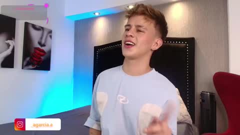 Snapshot of liamwild20 chatting on February 2026 04:10:01 AM liam online show from February 2026 04:10:01 AM