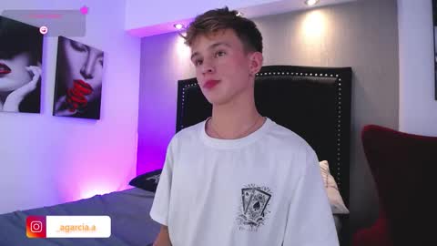 Snapshot of liamwild20 chatting on February 2026 04:40:02 AM liam online show from February 2026 04:40:02 AM