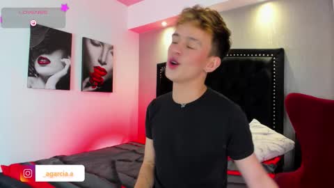 Snapshot of liamwild20 chatting on February 2026 05:14:02 AM liam online show from February 2026 05:14:02 AM