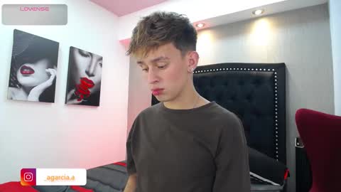 Snapshot of liamwild20 chatting on March 2026 05:13:02 AM liam online show from March 2026 05:13:02 AM