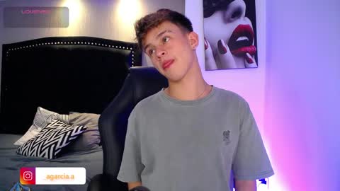 Snapshot of liamwild20 chatting on March 2026 04:57:02 AM liam online show from March 2026 04:57:02 AM