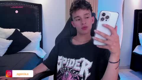 liam online show from May 2026 05:05:02 AM