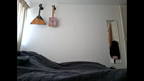 LiamCross online show from October 2025 08:15:02 AM