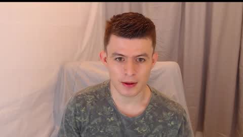 Snapshot of lian_eathan chatting on December 2025 03:21:01 PM lian_eathan online show from December 2025 03:21:01 PM