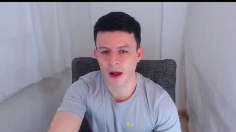 Snapshot of lian_eathan chatting on February 2026 08:40:02 PM lian_eathan online show from February 2026 08:40:02 PM