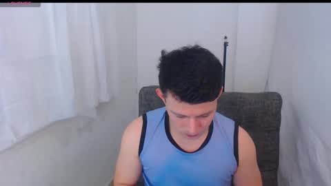 Snapshot of lian_eathan chatting on March 2026 07:33:01 PM lian_eathan online show from March 2026 07:33:01 PM