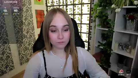 Snapshot of liana_bright chatting on March 2025 05:22:02 AM Liana online show from March 2025 05:22:02 AM