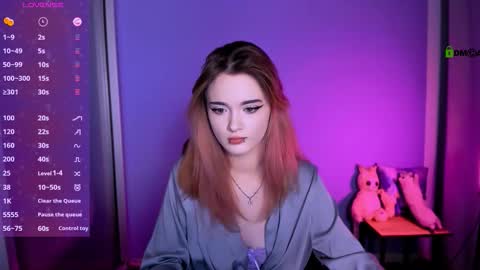 Little Liana  online show from October 2025 08:00:02 PM