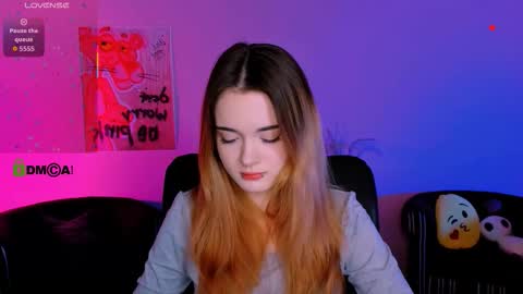 Little Liana  online show from December 2025 07:54:02 PM