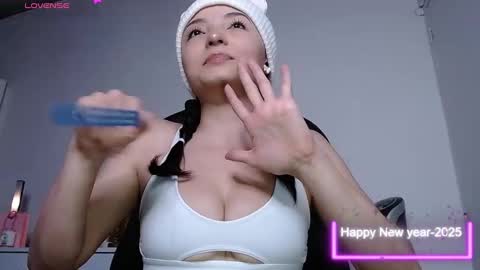 Snapshot of lianna_hot chatting on January 2025 10:08:01 PM --- buy my content naughty in my bio- online show from January 2025 10:08:01 PM