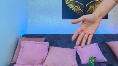 Snapshot of liaruso chatting on February 2025 08:15:01 PM liaross online show from February 2025 08:15:01 PM