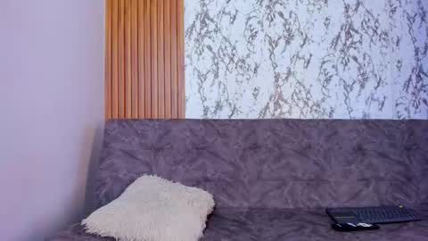 Snapshot of liaruso chatting on November 2025 05:13:01 PM liaross online show from November 2025 05:13:01 PM