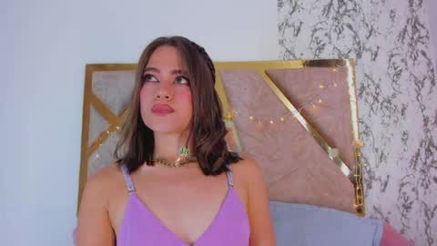 liaross online show from April 2026 06:49:02 PM