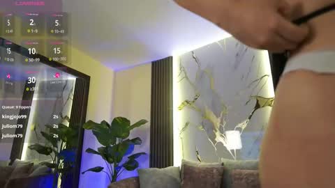 liawheeler online show from December 2025 07:53:02 PM