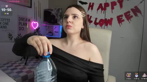 Snapshot of liawoow chatting on October 2025 07:58:01 AM Lia online show from October 2025 07:58:01 AM