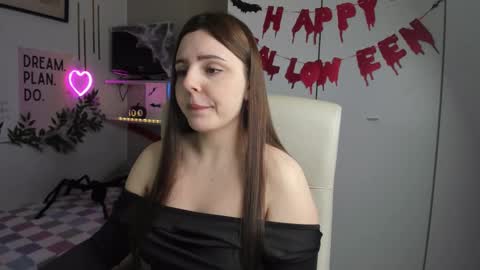 Snapshot of liawoow chatting on October 2025 07:56:01 AM Lia online show from October 2025 07:56:01 AM