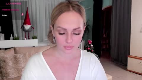 Snapshot of libby_nora chatting on December 2024 03:53:02 PM Libby online show from December 2024 03:53:02 PM