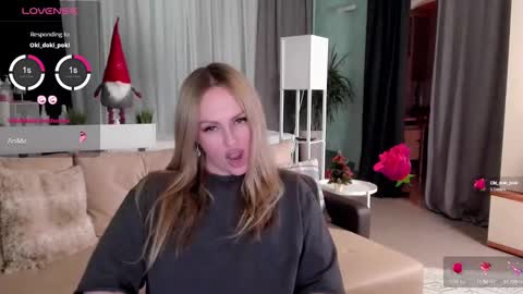 Snapshot of libby_nora chatting on January 2025 07:34:01 PM Libby online show from January 2025 07:34:01 PM