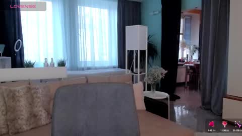 Snapshot of libby_nora chatting on January 2025 10:48:01 AM Libby online show from January 2025 10:48:01 AM