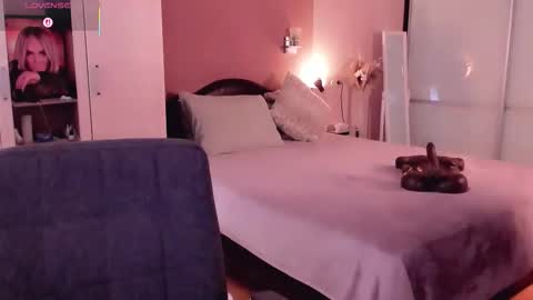 Snapshot of libby_nora chatting on September 2025 09:55:01 AM Libby online show from September 2025 09:55:01 AM