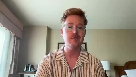 Librason2020 online show from May 2026 09:45:02 PM