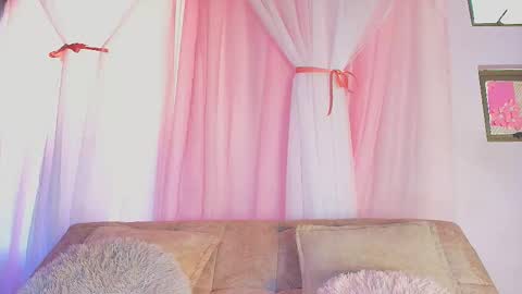 Valentina Hall online show from March 2026 11:37:01 AM