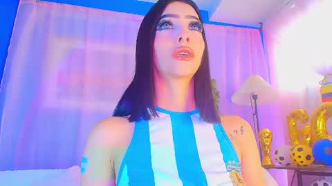 Valentina Hall online show from June 2026 12:02:01 PM